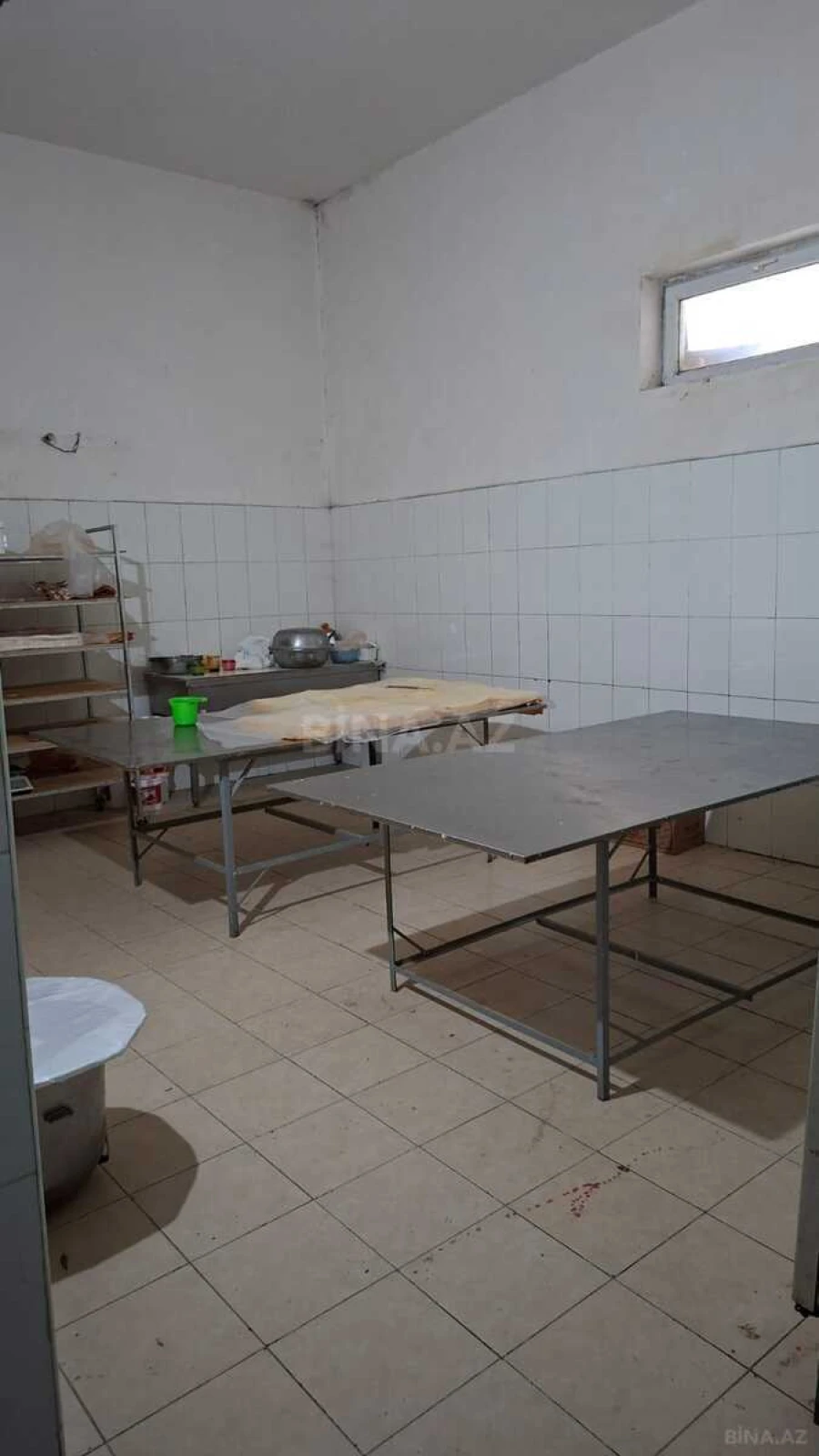 Kirayə verilir obyekt 160 m²