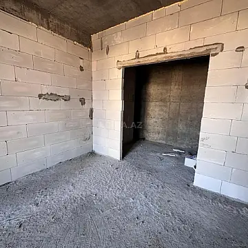 Satılır 2 otaqlı mənzil 86 m²