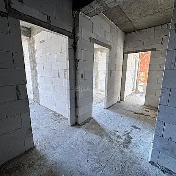 Satılır 2 otaqlı mənzil 86 m²