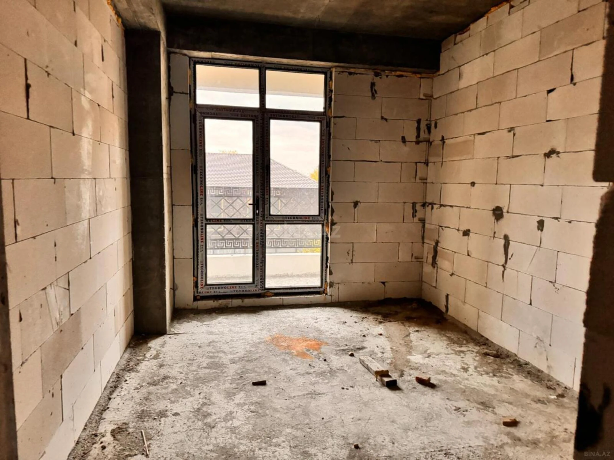 Satılır 2 otaqlı mənzil 86 m²