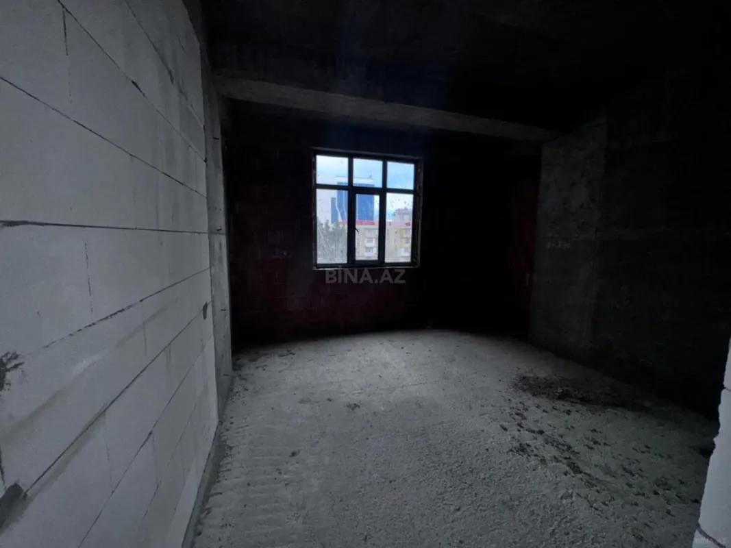 Satılır 3 otaqlı mənzil 125 m²