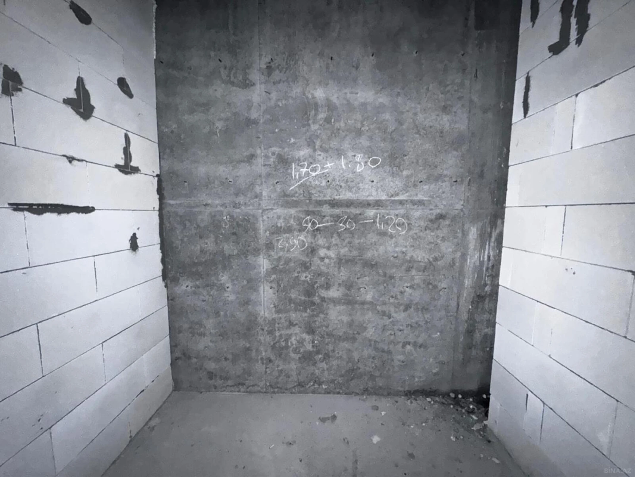 Satılır 3 otaqlı mənzil 125 m²