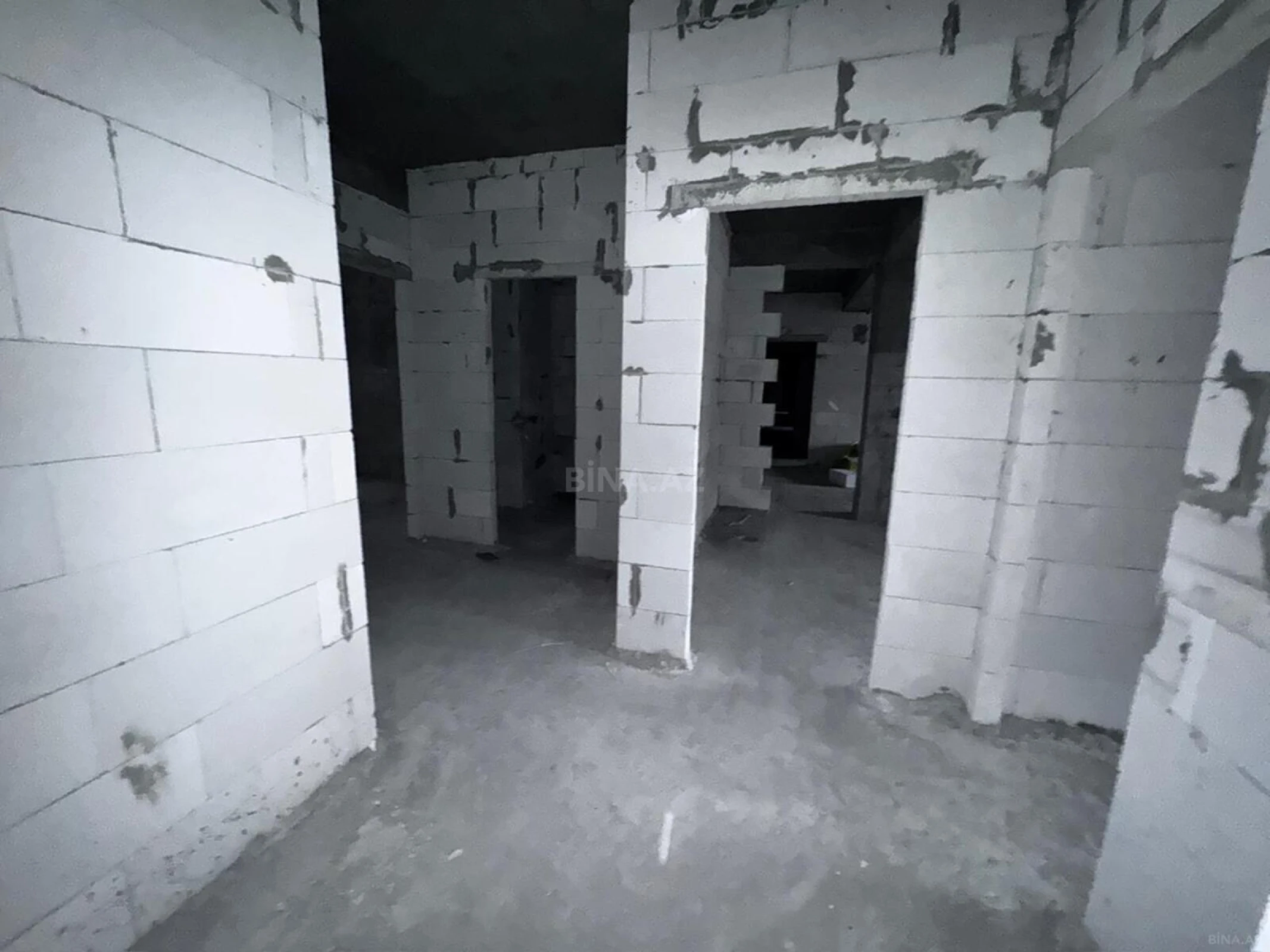 Satılır 3 otaqlı mənzil 125 m²