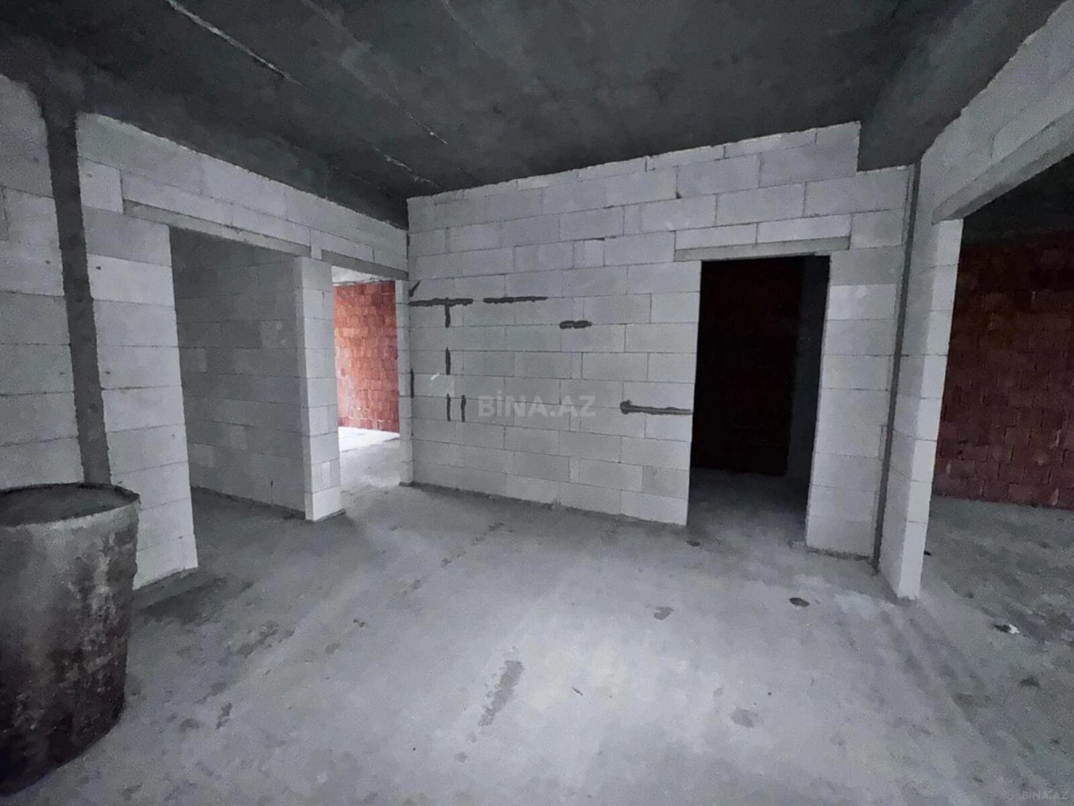 Satılır 3 otaqlı mənzil 125 m²