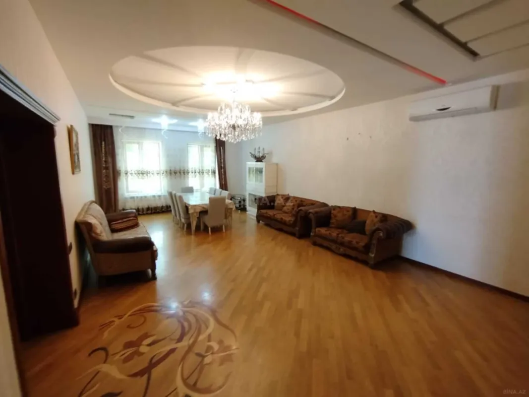 Kirayə verilir 6 otaqlı həyət evi 500 m²