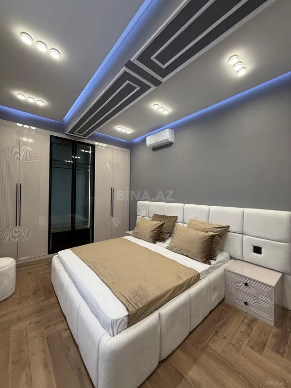 Satılır 3 otaqlı mənzil 105 m²