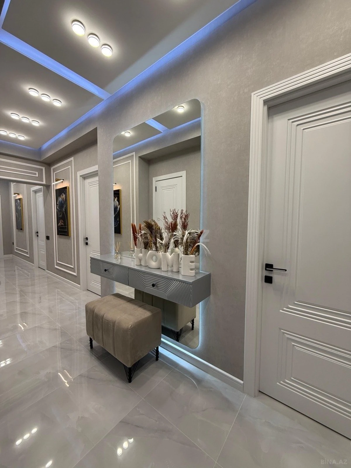 Satılır 3 otaqlı mənzil 105 m²