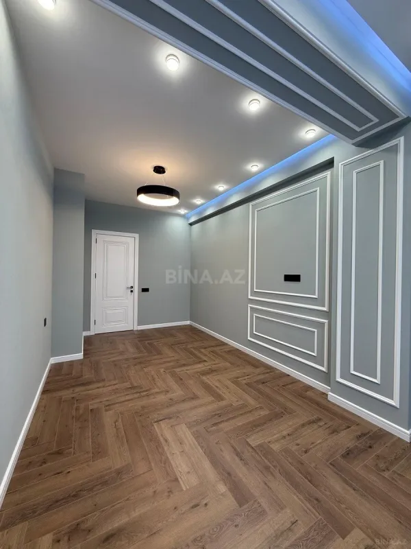 Satılır 3 otaqlı mənzil 105 m²