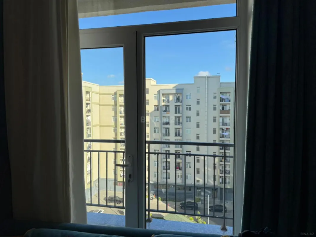Satılır 4 otaqlı mənzil 110.8 m²