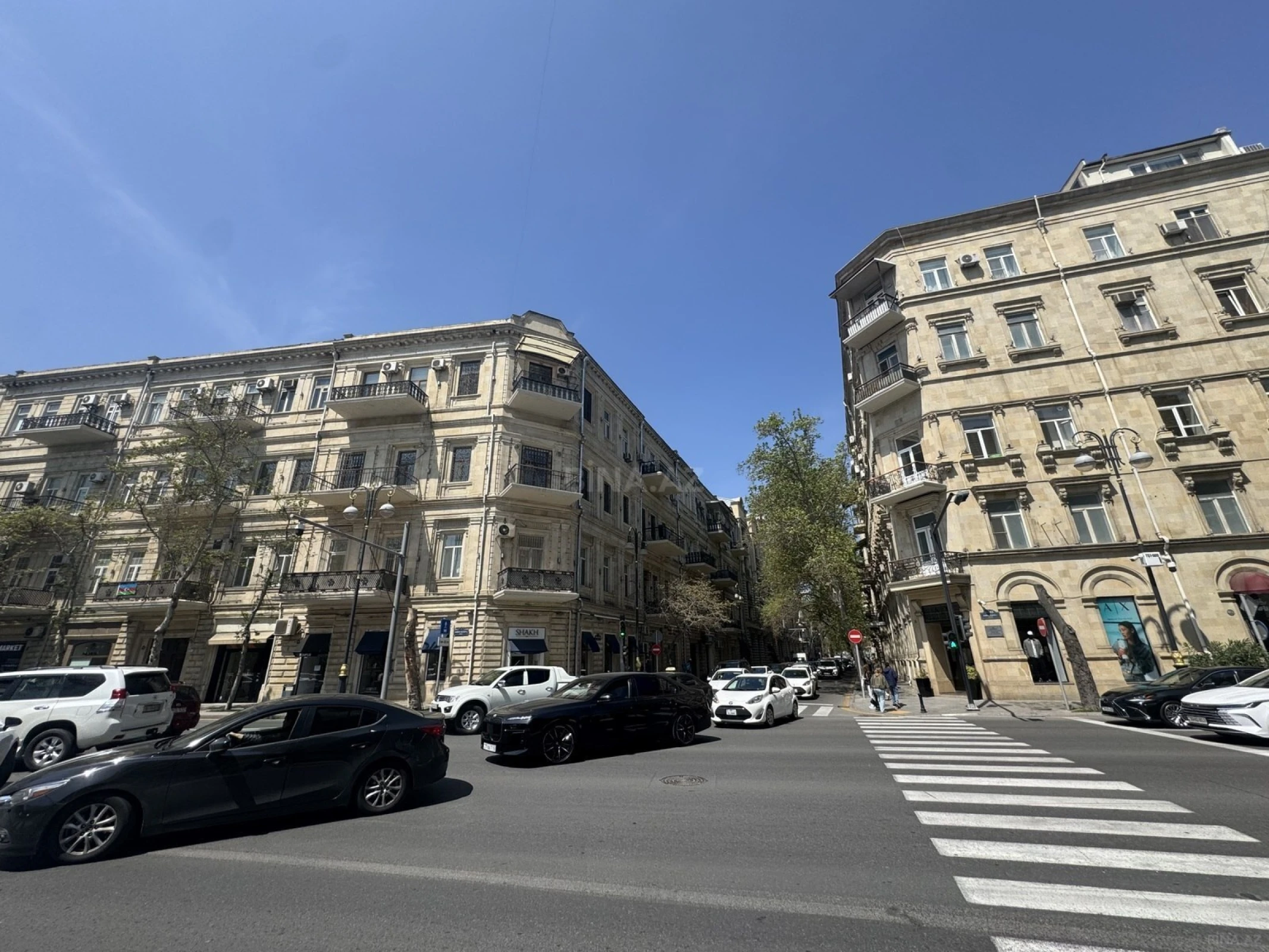 Satılır 2 otaqlı mənzil 55 m²