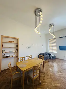 Satılır 2 otaqlı mənzil 55 m²