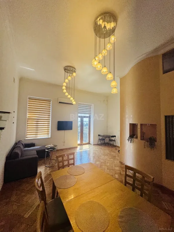 Satılır 2 otaqlı mənzil 55 m²