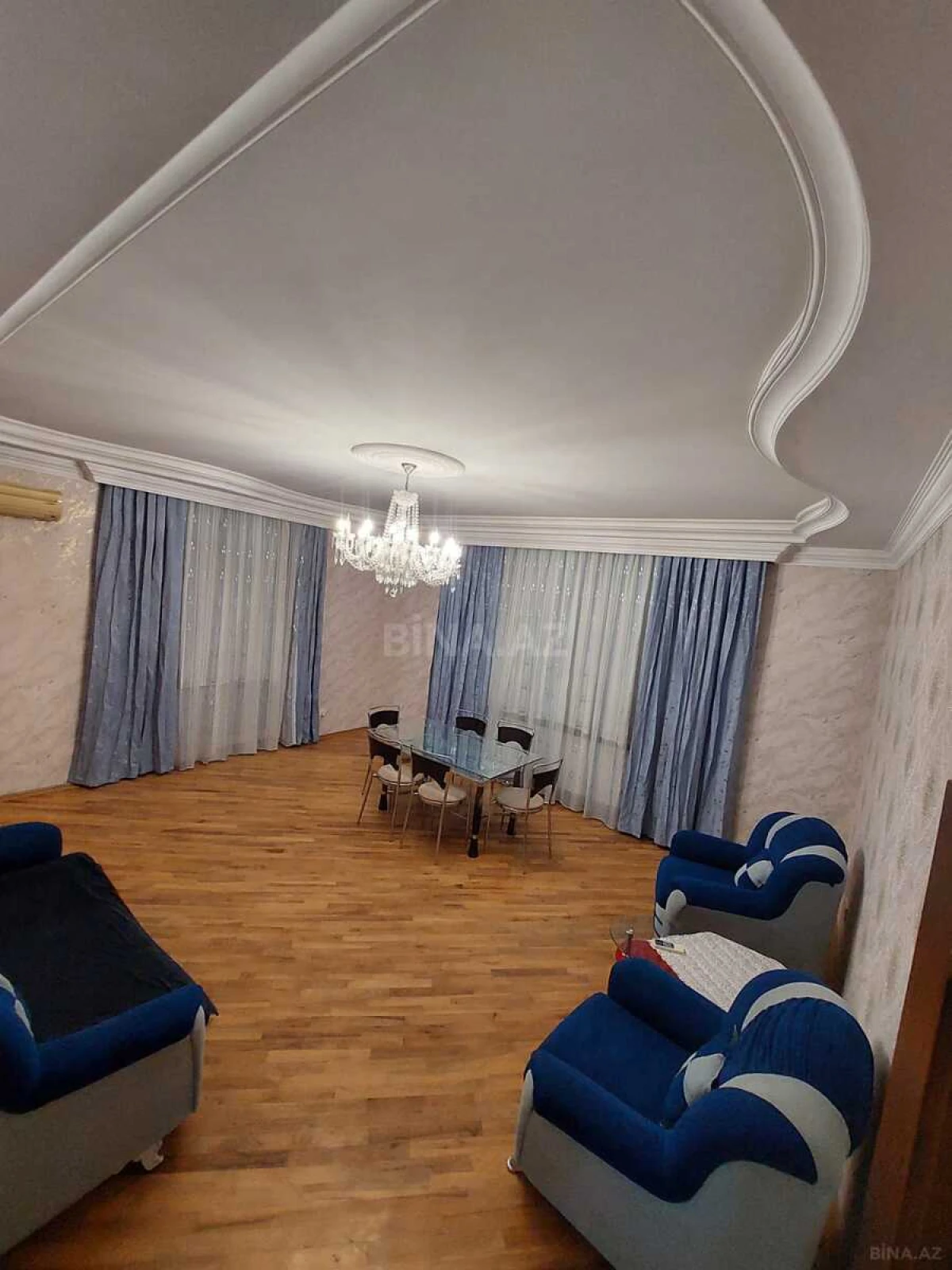 Kirayə verilir 2 otaqlı mənzil 100 m²