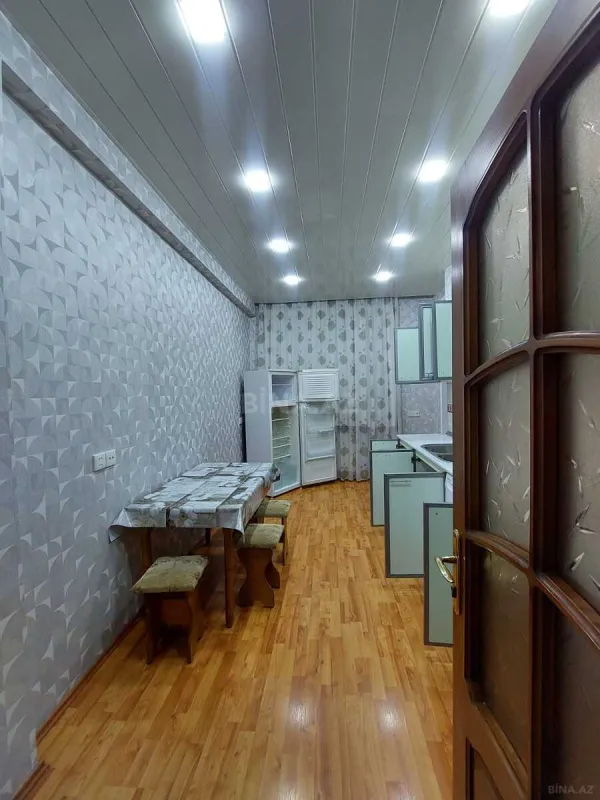 Kirayə verilir 2 otaqlı mənzil 100 m²