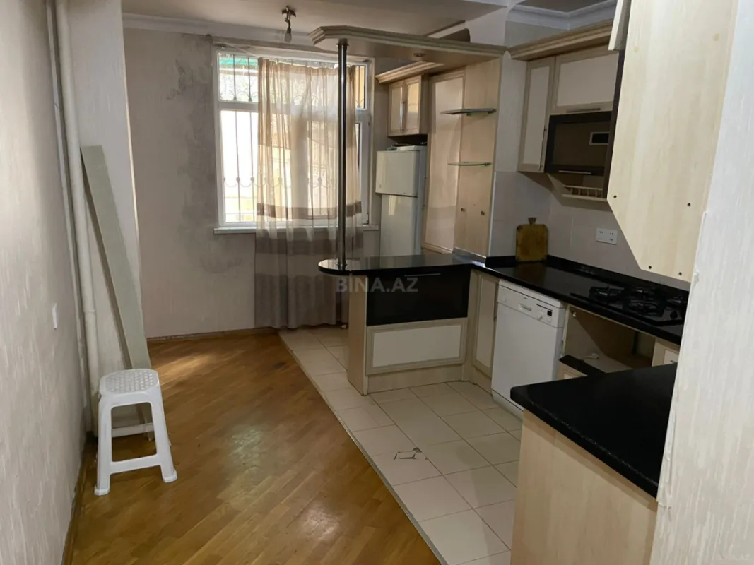 Satılır 3 otaqlı mənzil 90 m²