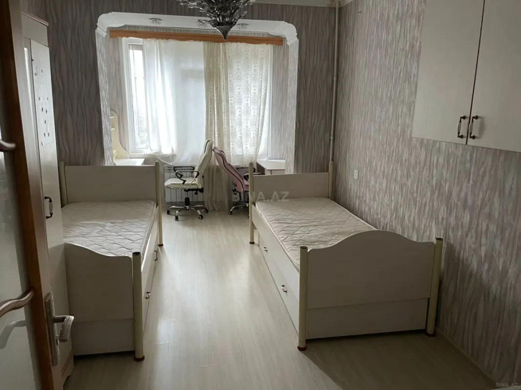 Satılır 3 otaqlı mənzil 90 m²