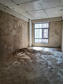 Satılır 2 otaqlı mənzil 82 m²
