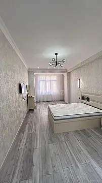 Kirayə verilir 3 otaqlı mənzil 109 m²