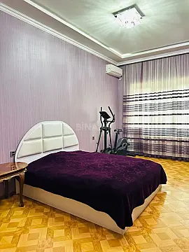 Satılır 3 otaqlı mənzil 165 m²
