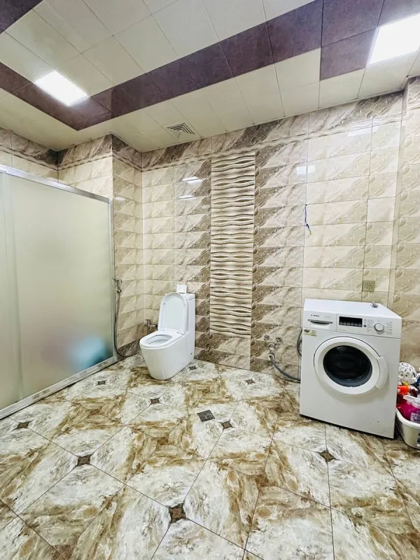 Satılır 3 otaqlı mənzil 165 m²