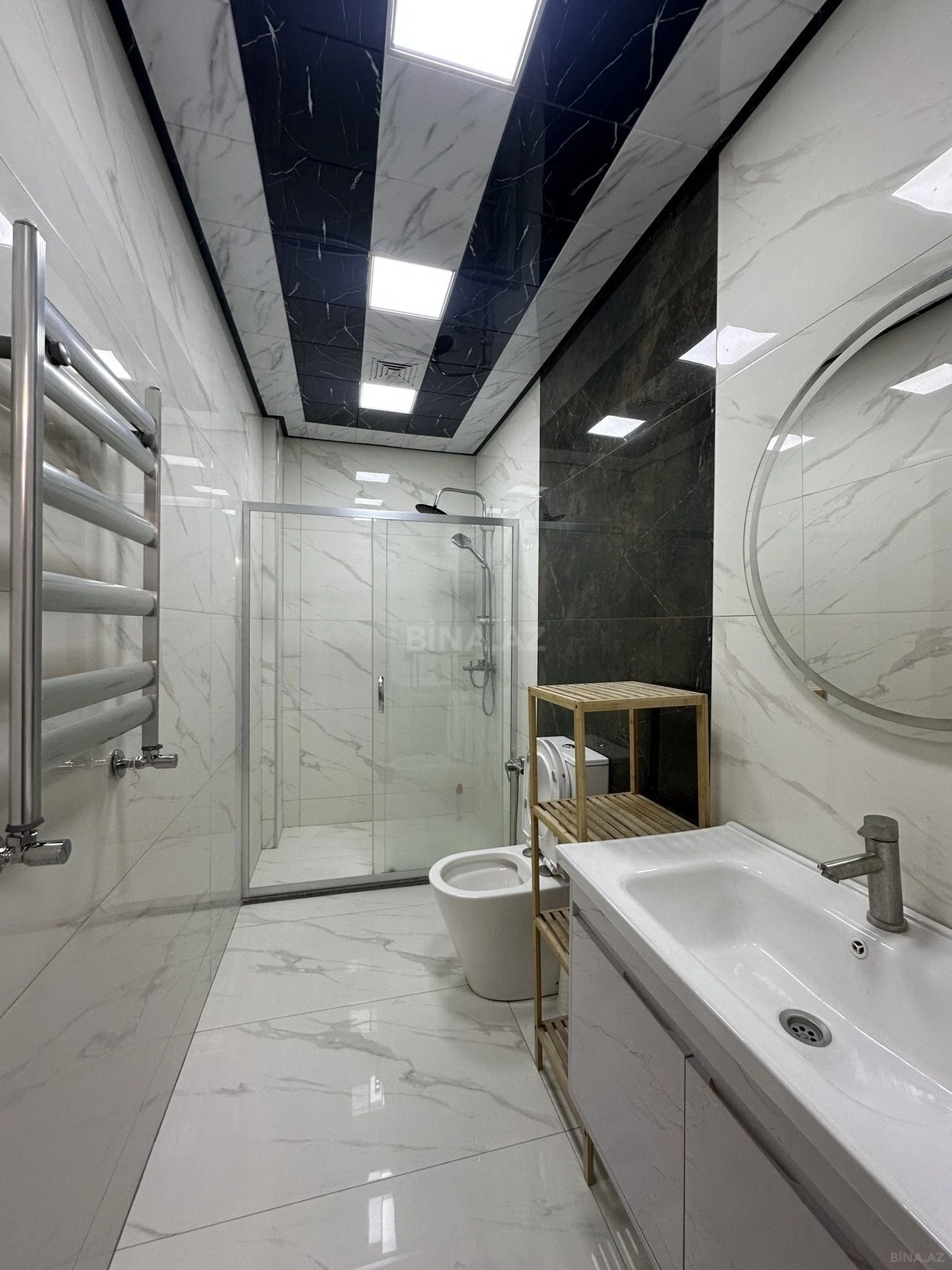 Kirayə verilir 2 otaqlı mənzil 90 m²