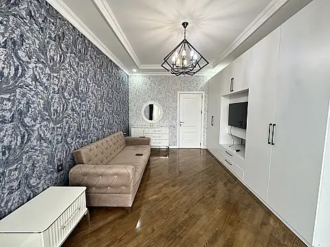 Kirayə verilir 2 otaqlı mənzil 90 m² — Bakı, Xətai 2 otaq 90.00 m²