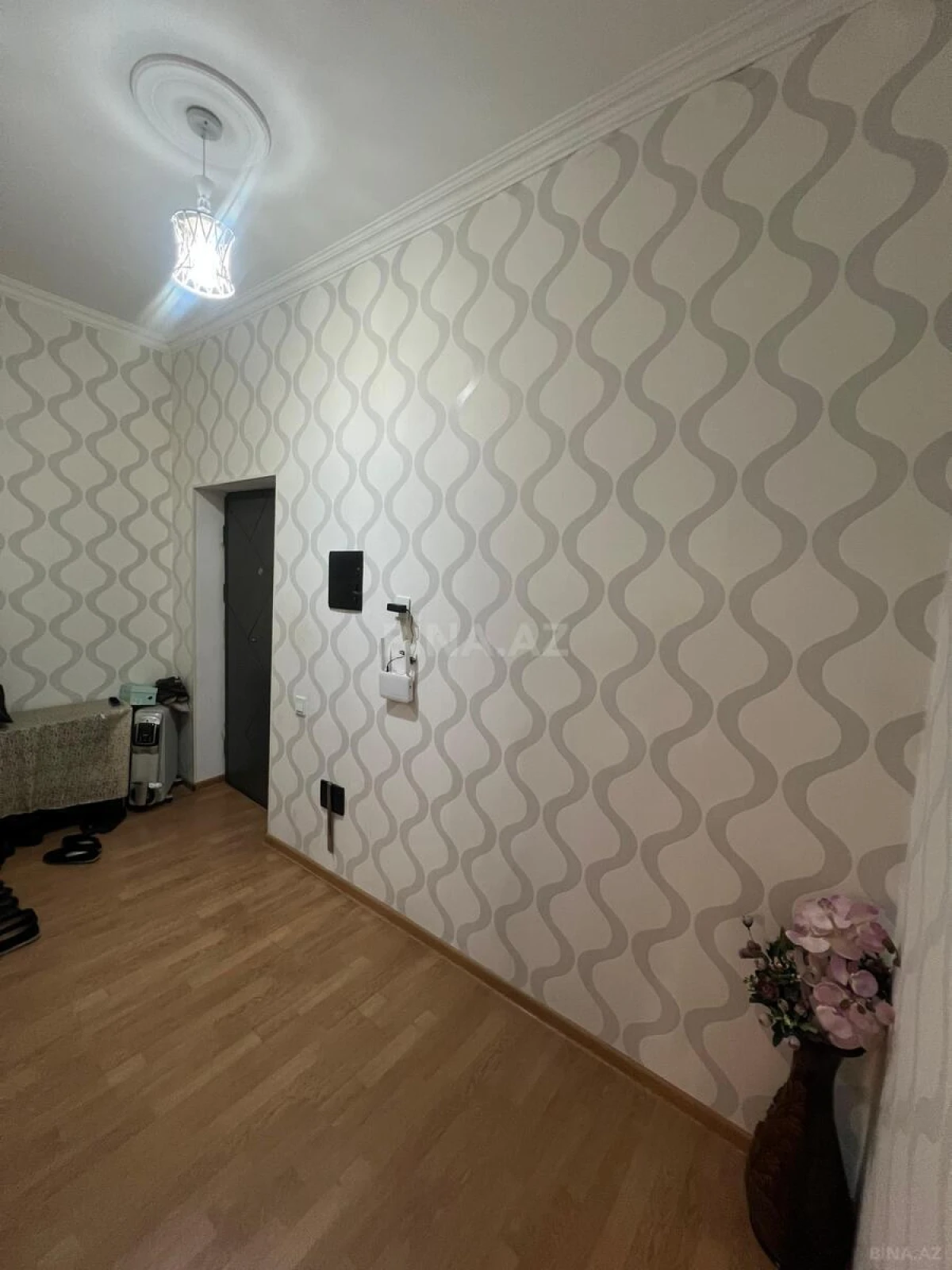 Satılır 3 otaqlı mənzil 116 m²