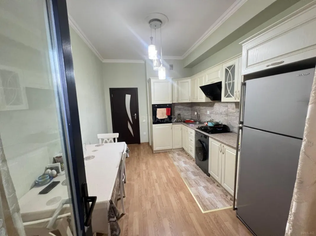 Satılır 3 otaqlı mənzil 116 m²