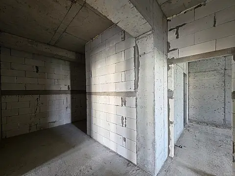 Satılır 3 otaqlı mənzil 154 m²