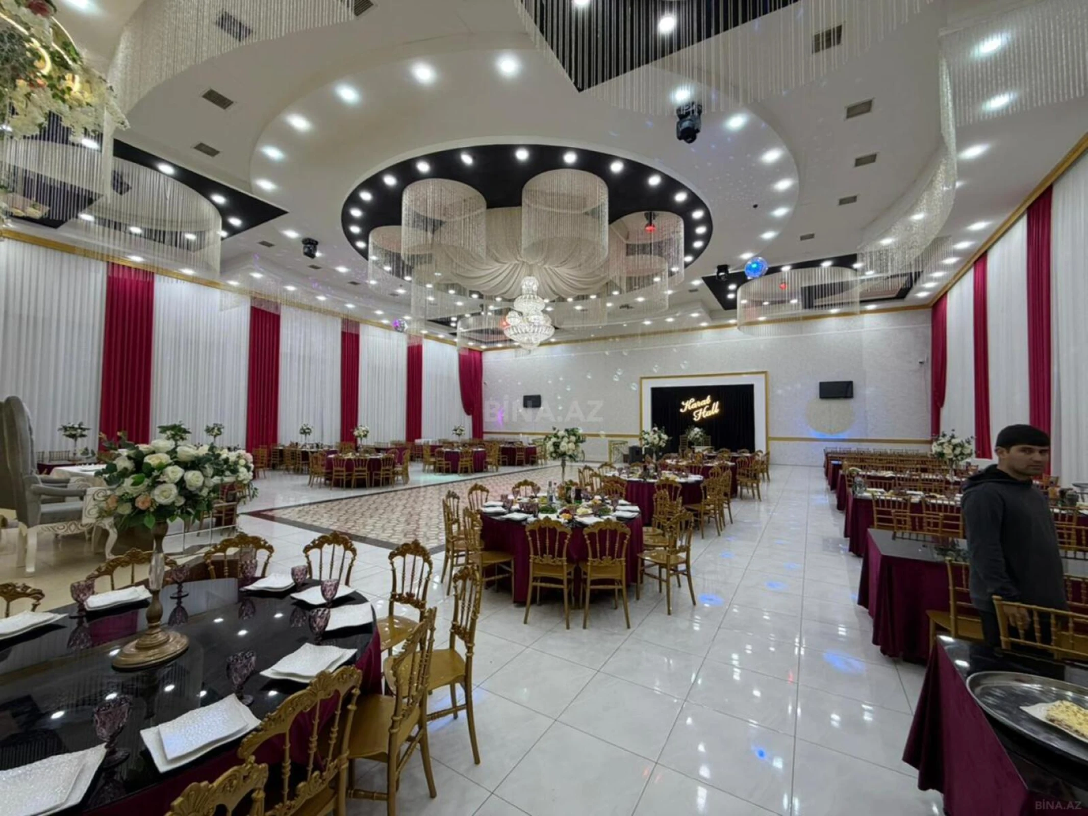 Satılır obyekt 842 m²