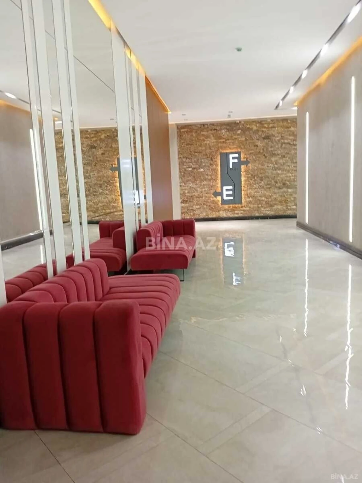 Kirayə verilir 2 otaqlı mənzil 70 m²