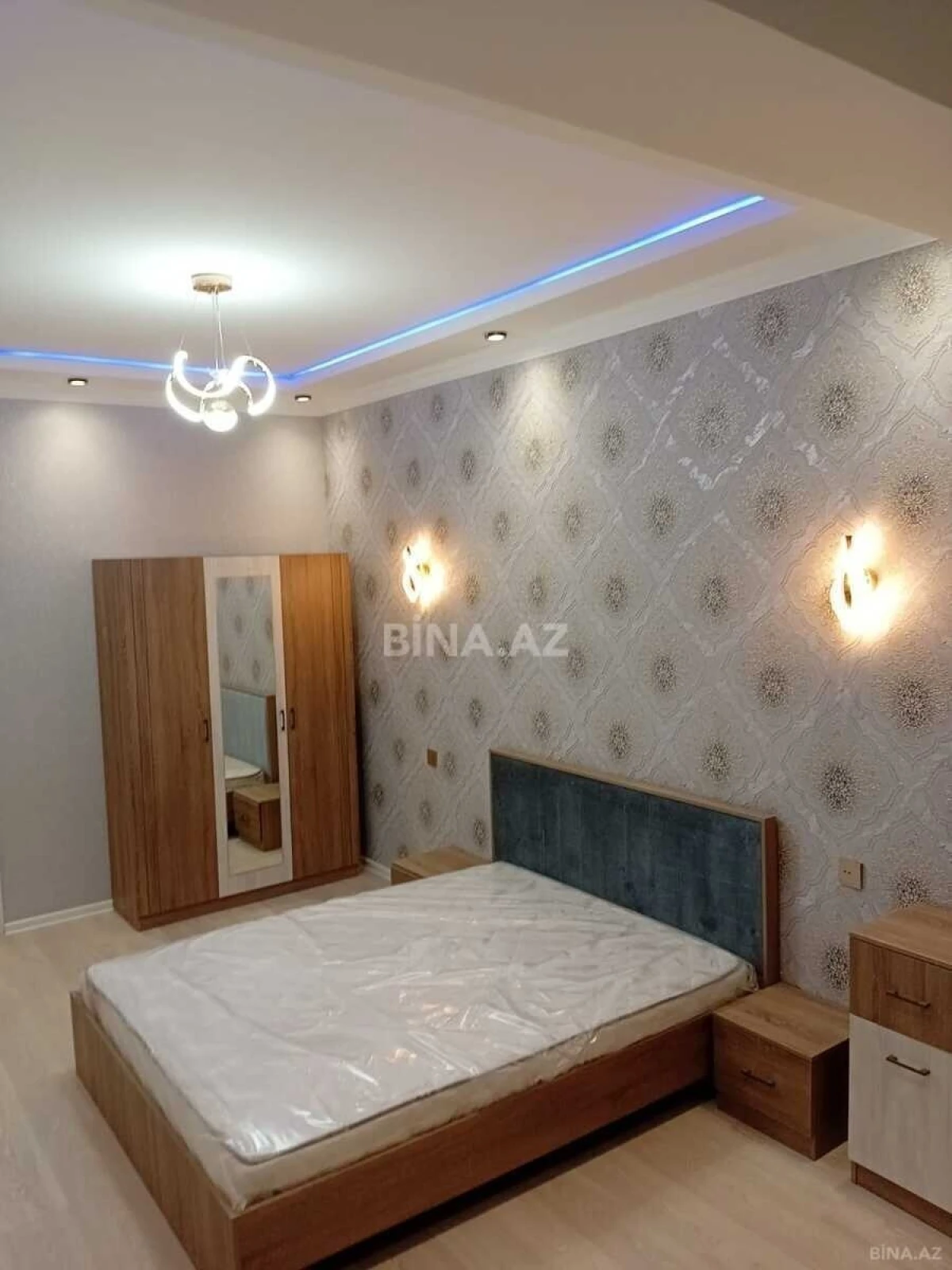 Kirayə verilir 2 otaqlı mənzil 70 m²