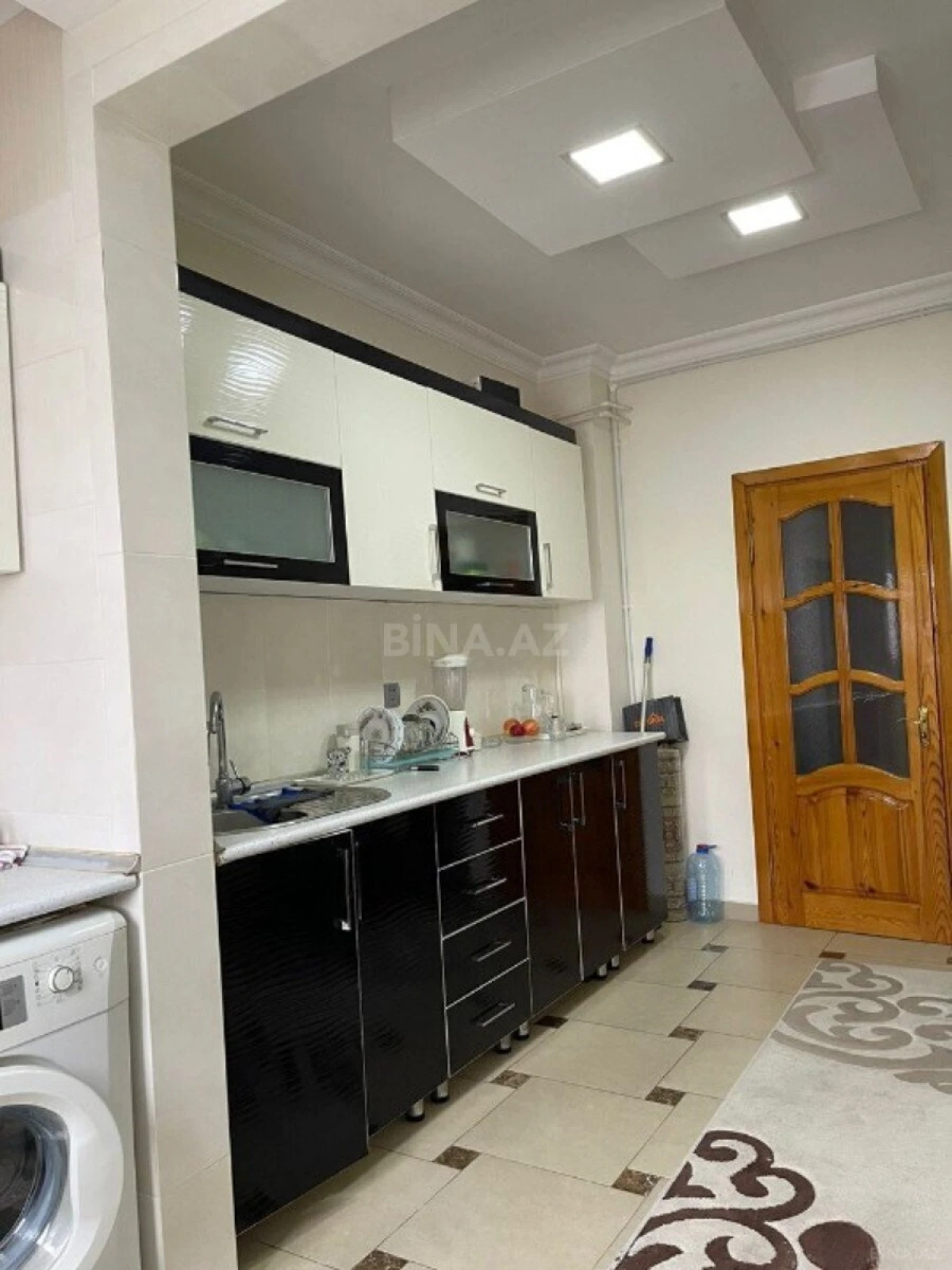 Satılır 4 otaqlı mənzil 100 m²