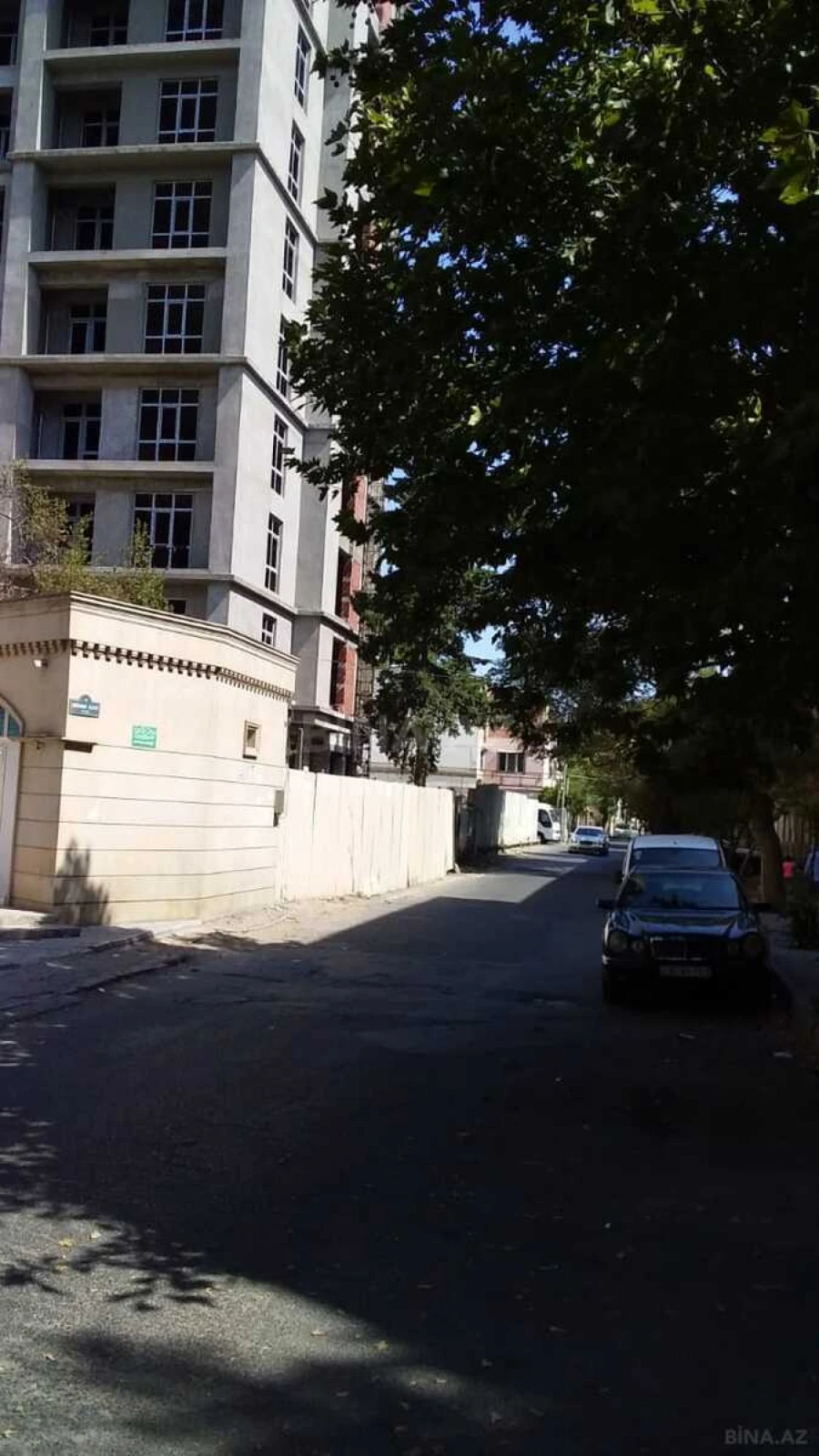 Satılır 2 otaqlı mənzil 71 m²