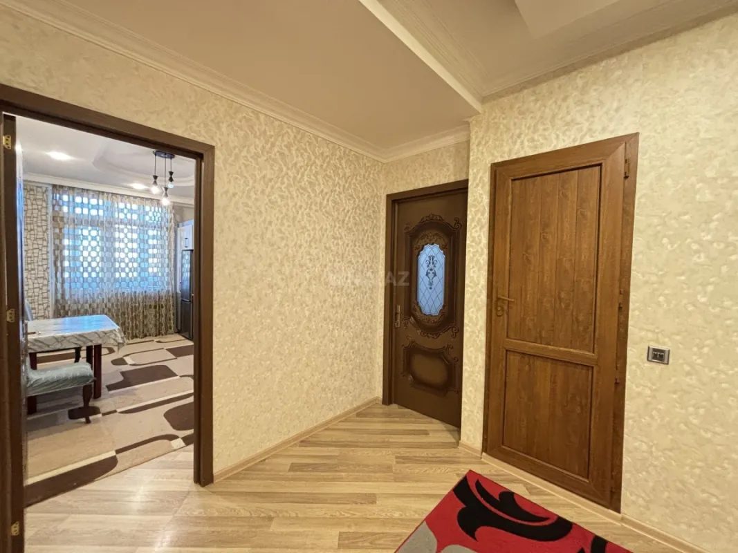 Kirayə verilir 2 otaqlı mənzil 100 m²