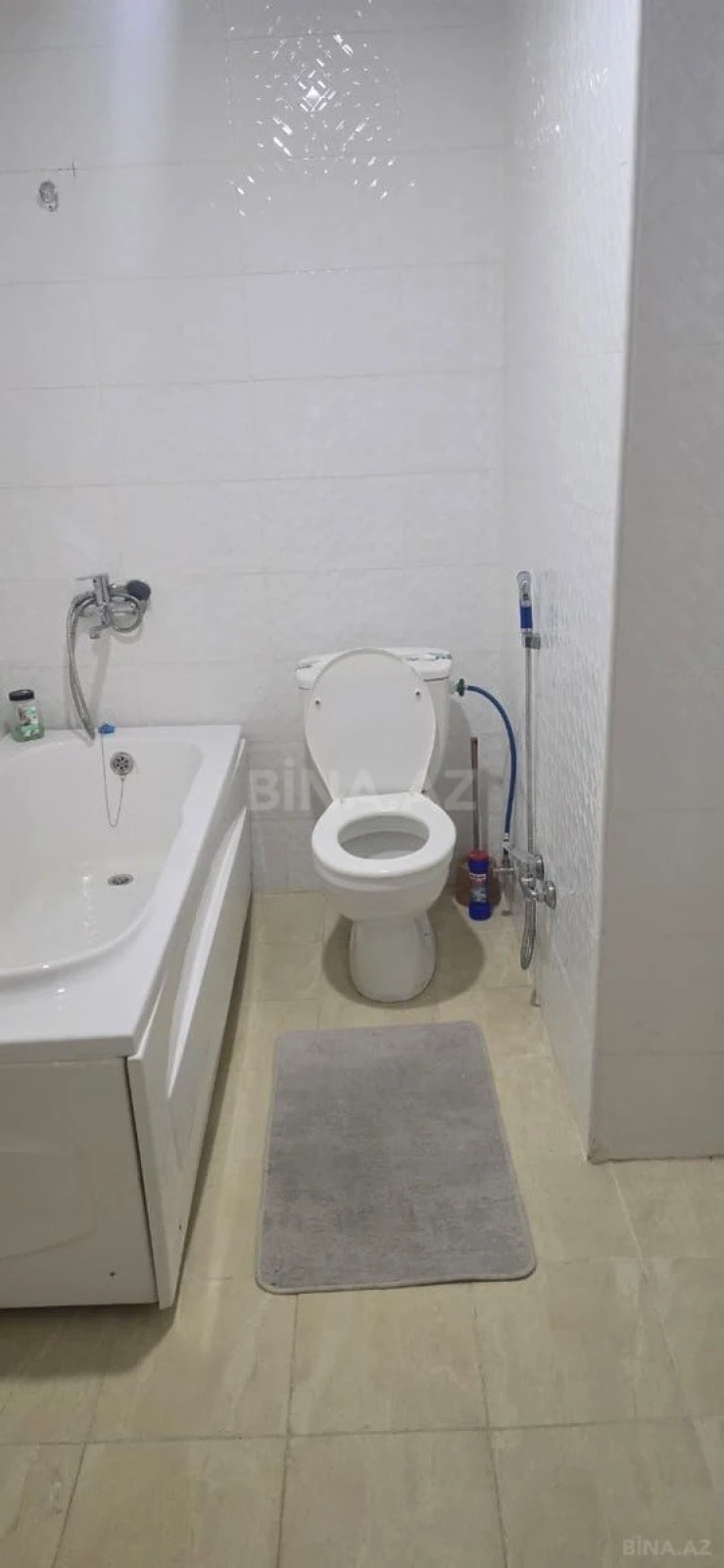 Kirayə verilir 3 otaqlı mənzil 150 m²