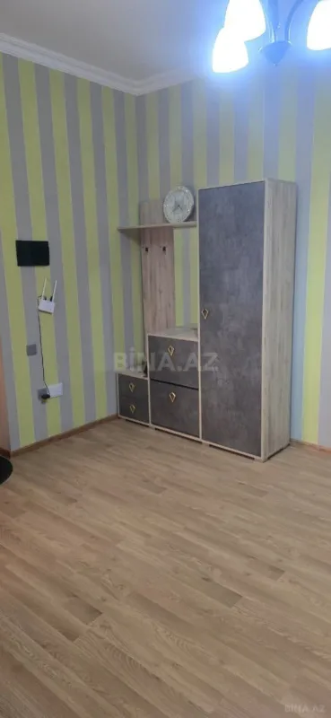 Kirayə verilir 3 otaqlı mənzil 150 m²