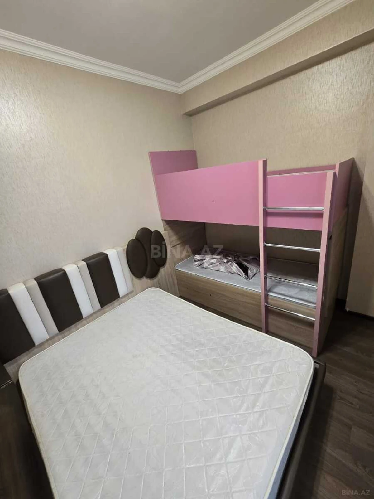 Kirayə verilir 2 otaqlı mənzil 65 m²