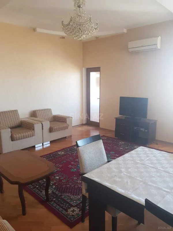 Satılır 3 otaqlı mənzil 155 m²