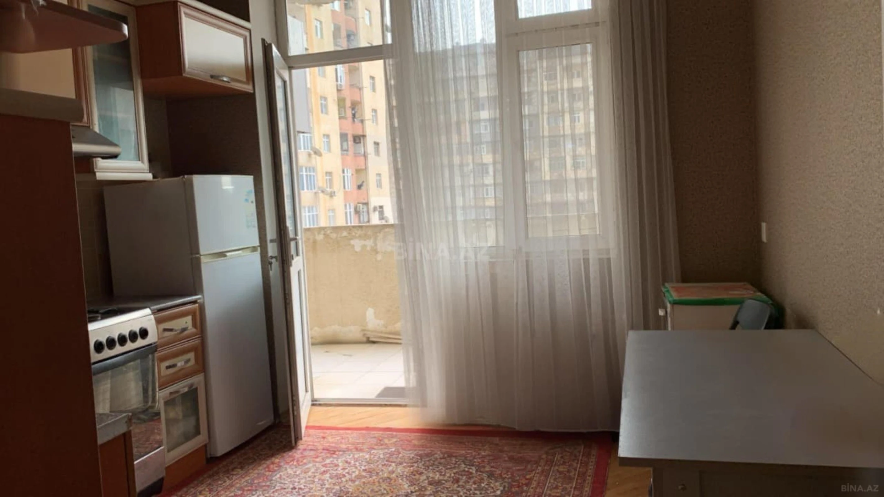 Satılır 2 otaqlı mənzil 96 m²