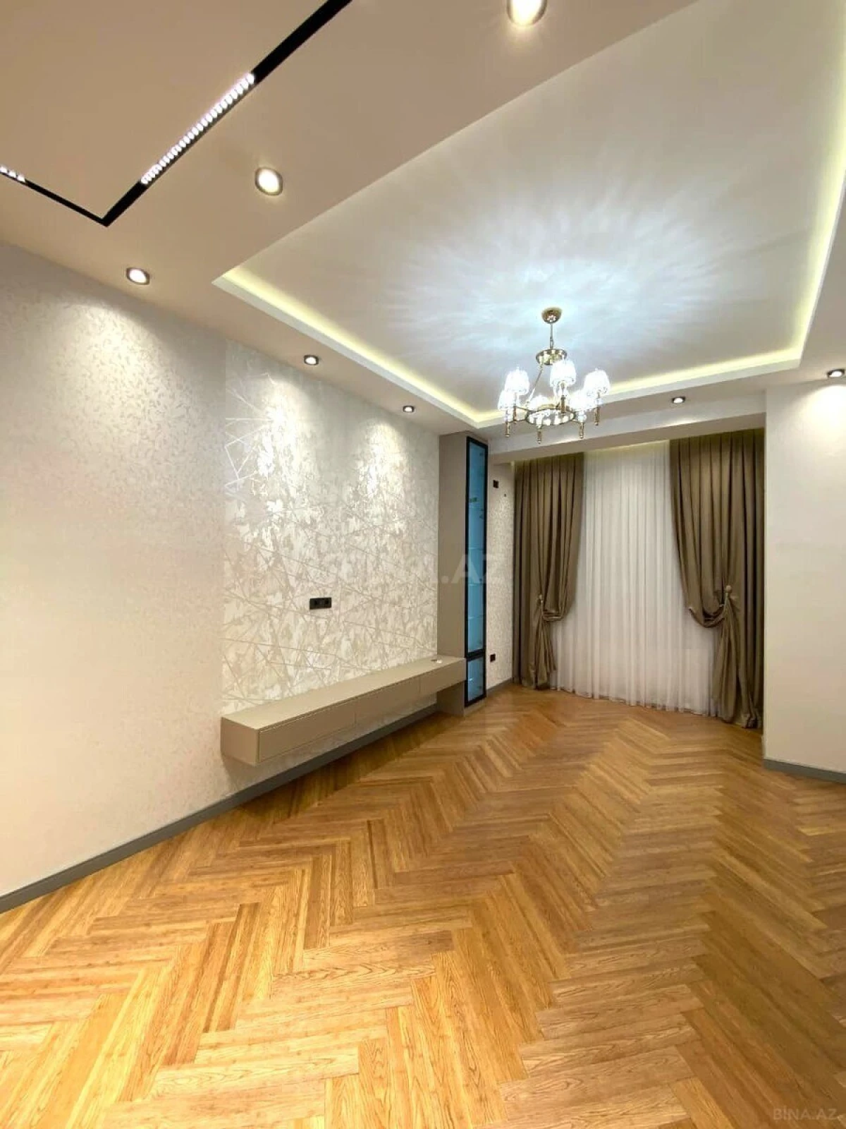 Satılır 2 otaqlı mənzil 70 m²