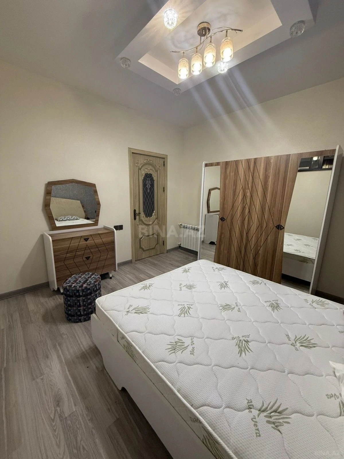 Kirayə verilir 3 otaqlı mənzil 110 m²