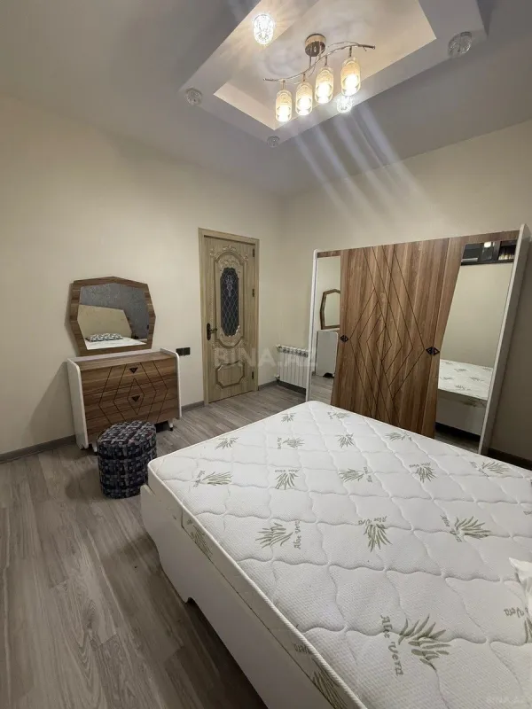 Kirayə verilir 3 otaqlı mənzil 110 m²
