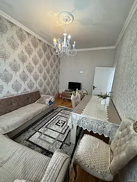 Satılır 3 otaqlı həyət evi 80 m²