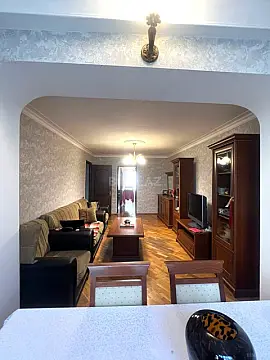 Satılır 3 otaqlı mənzil 95 m²