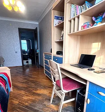 Satılır 3 otaqlı mənzil 95 m²