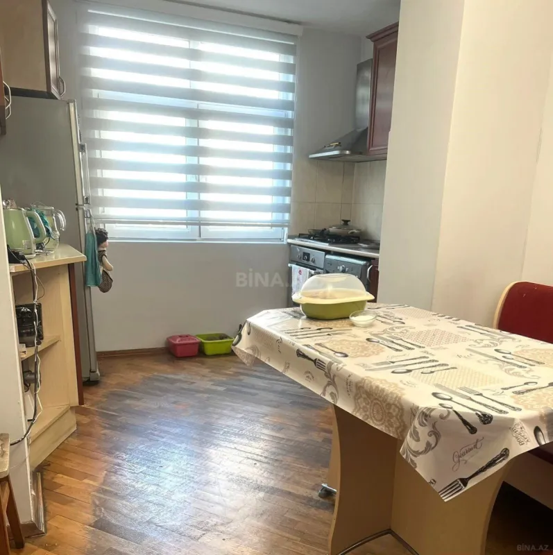 Satılır 3 otaqlı mənzil 95 m²