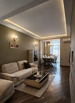Kirayə verilir 4 otaqlı mənzil 150 m²