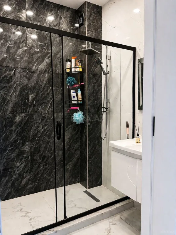 Satılır 2 otaqlı mənzil 101 m²