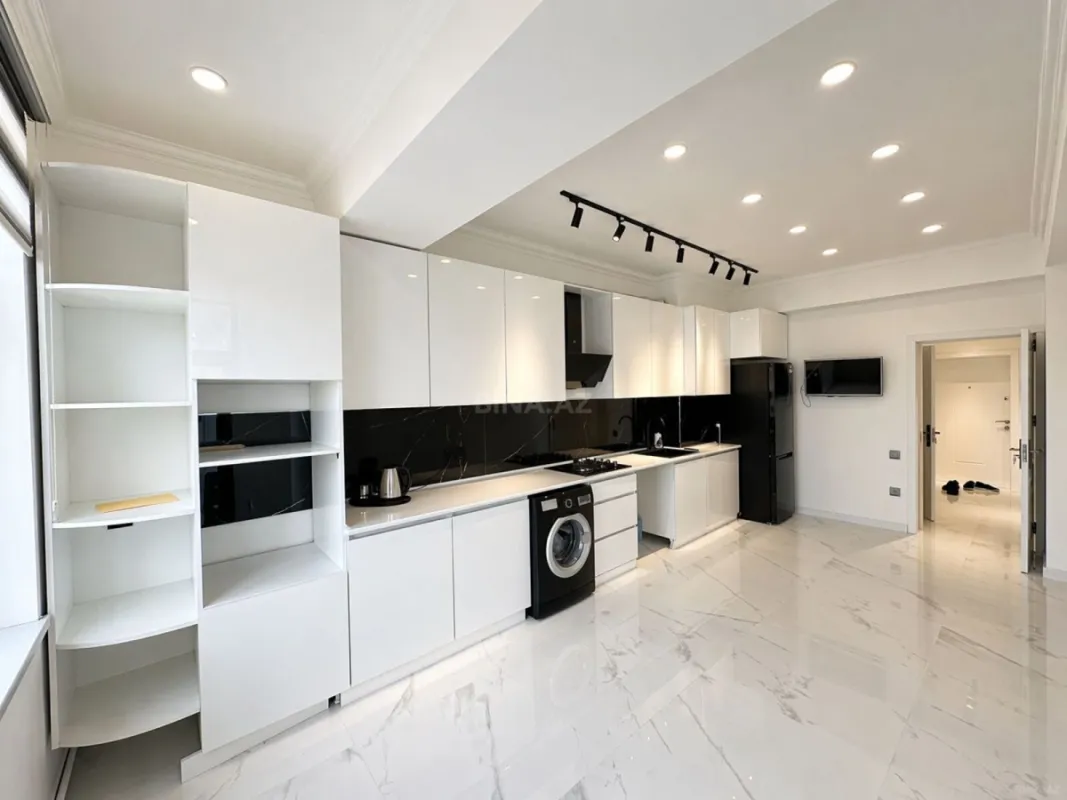 Satılır 2 otaqlı mənzil 101 m²